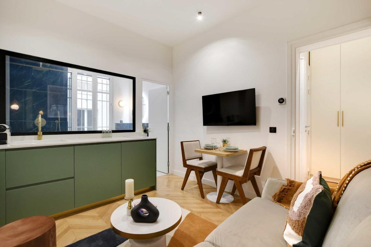 Appartamento Chic - 1br-4p - Facing The Louvre Parigi